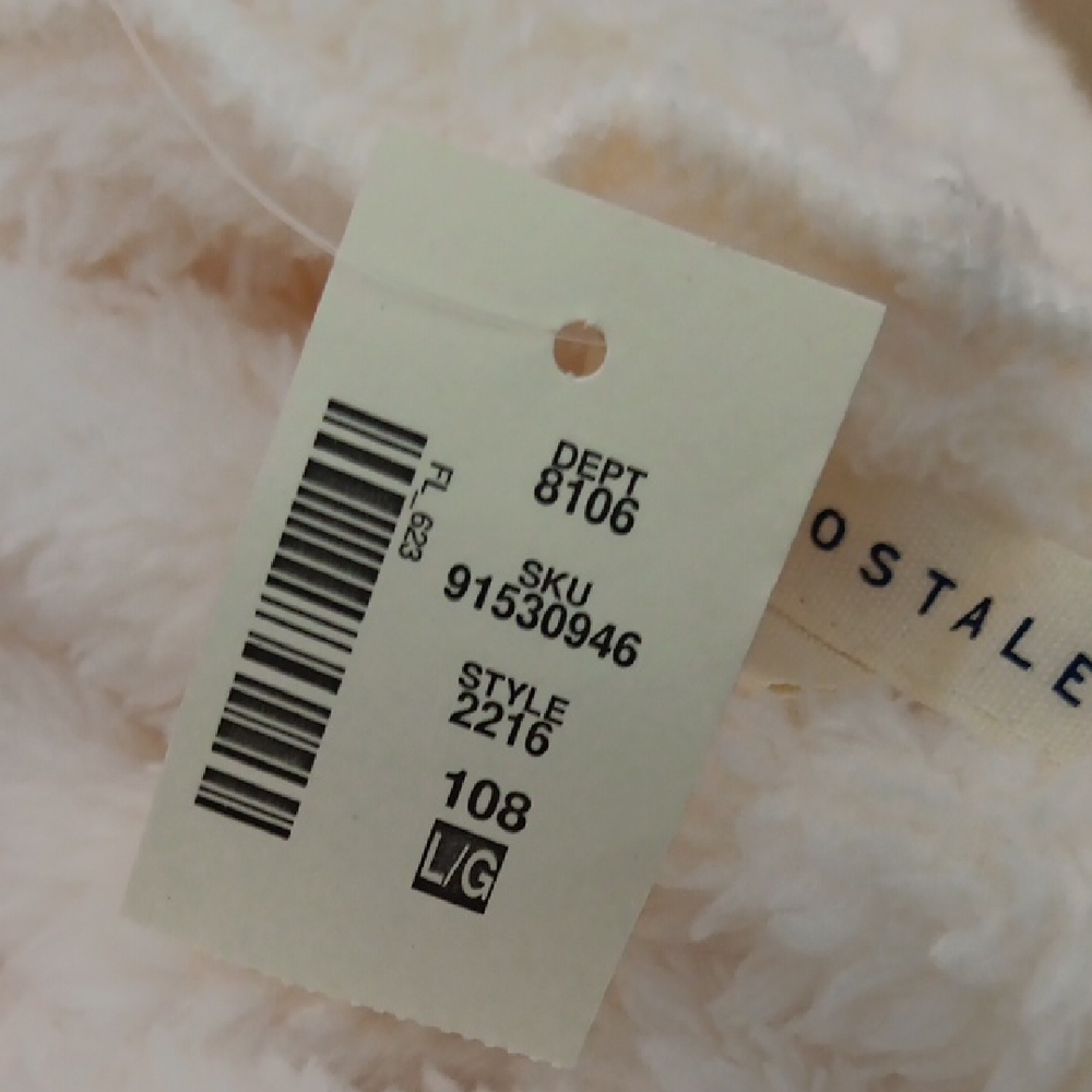 Aeropostale Cozy White Fleece Hoodie. - Picture 11 of 11